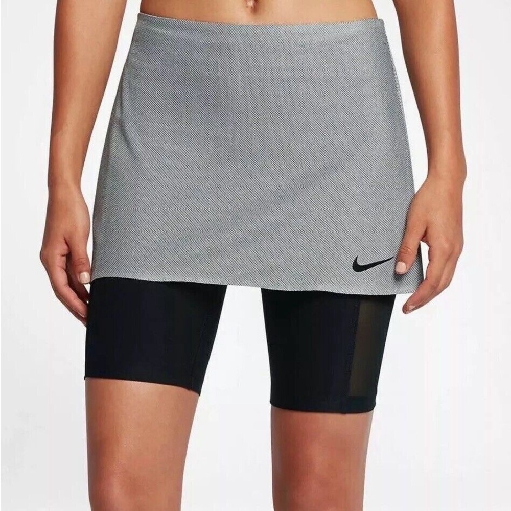 Nike DryFit Tennis Skirt w/Built-in Shorts, Platinum/Black, - Picture 6 of 10